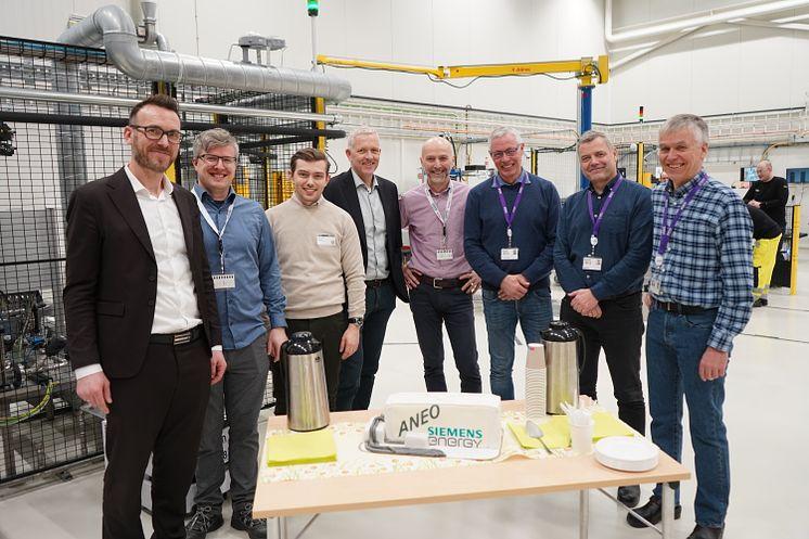 Aneo og Siemens Energy har signert pilotprosjekt med batteriteknologi til kraftverk 